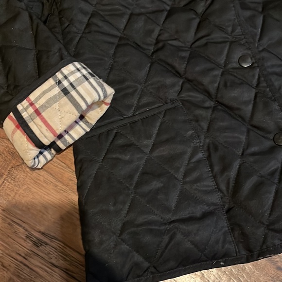 Girls John Weitz Black Quilted Jacket size Small 7/8 - Picture 2 of 4